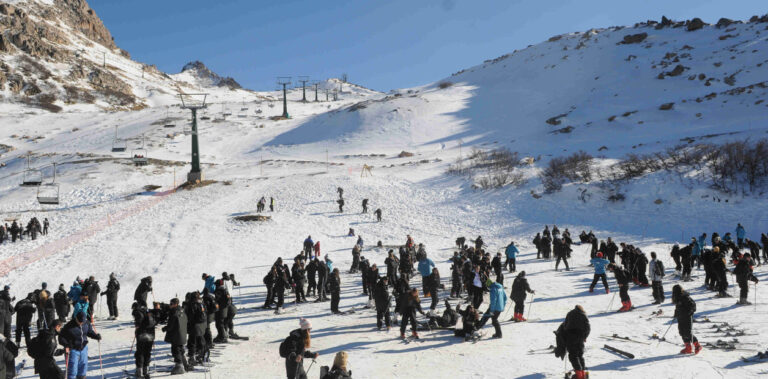 BJni33bB7_1256x620__1