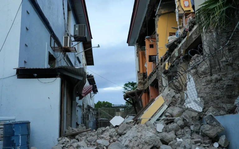 2026-10-10T123624Z_2118967282_RC2B0OAL571F_RTRMADP_3_PANAMA-QUAKE